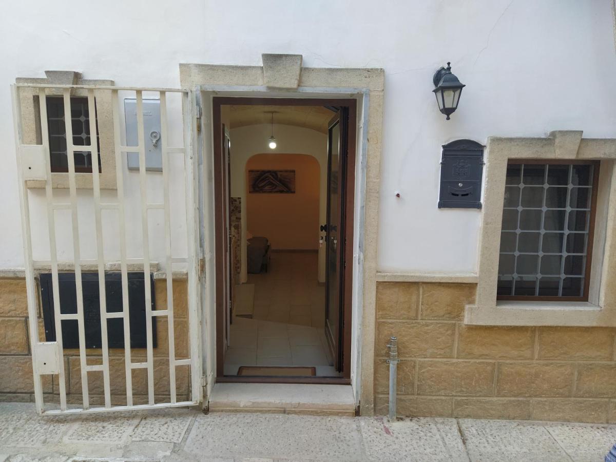 Apartamento La Dimora Di Tonia Mesagne Exterior foto