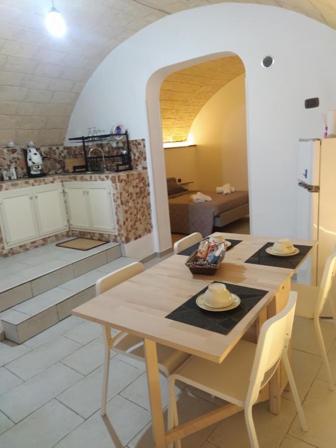 Apartamento La Dimora Di Tonia Mesagne Exterior foto